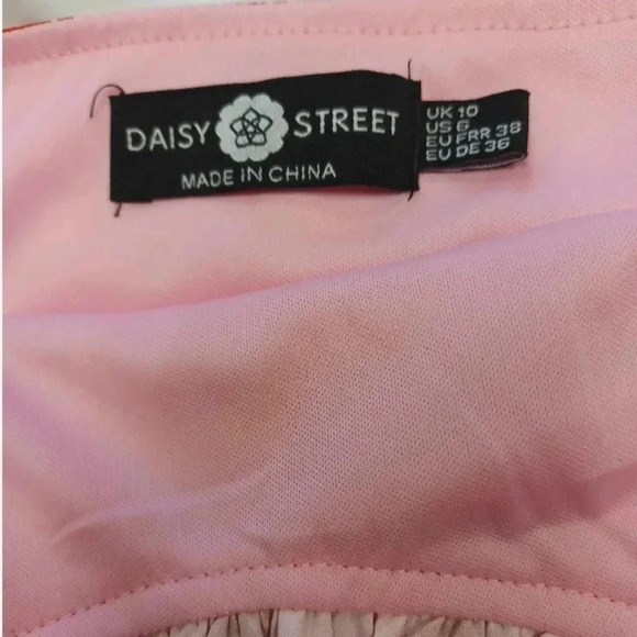 Daisy Street ASOS Strawberry Print Mini Dress Size 6 - Picture 13 of 16